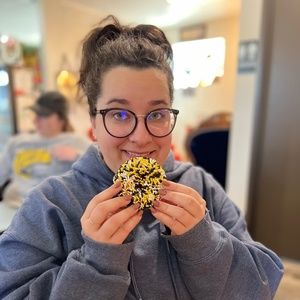 Meet your Posher, Hannah